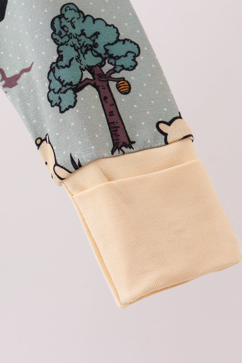 Green character bamboo 2pc gown