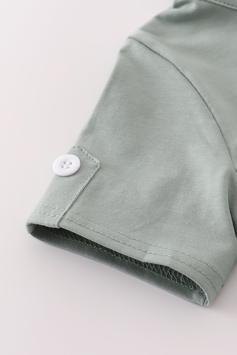 Green character applique shorts set