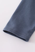 Navy hunting embroidery top