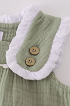 Premium sage ruffle bubble