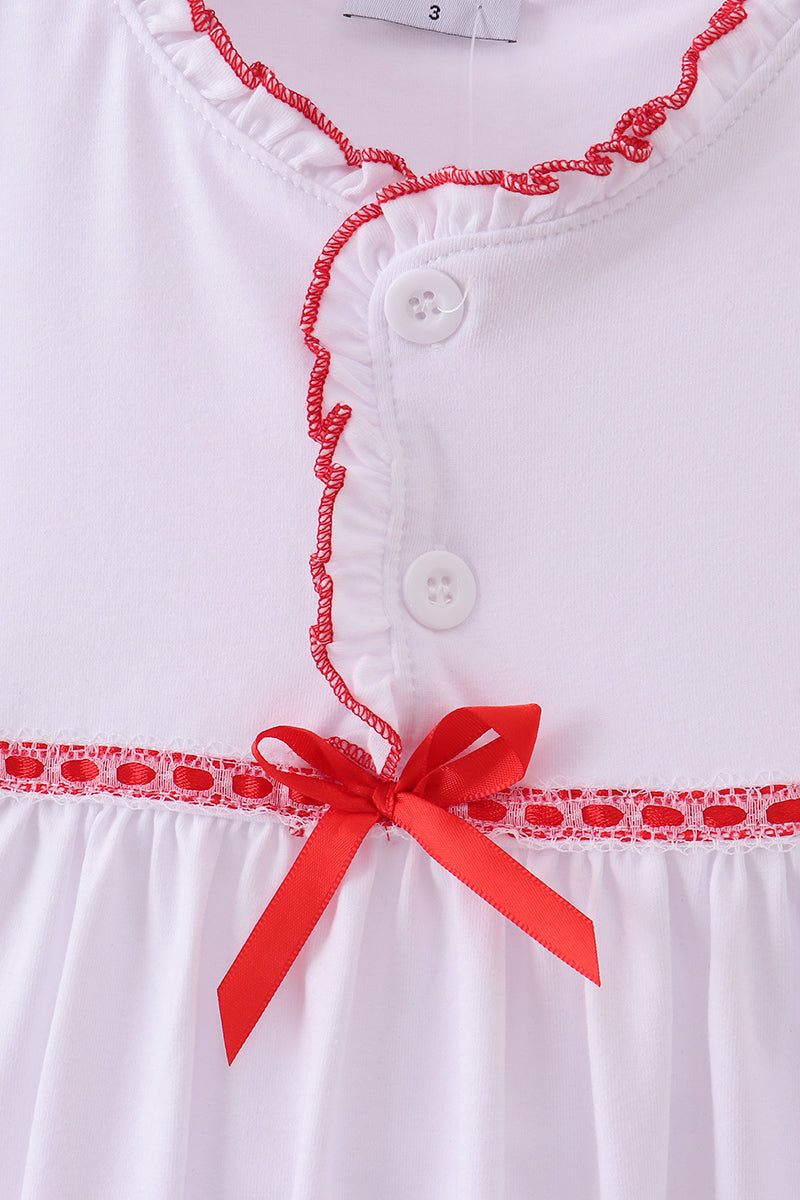 White bow ruffle gown