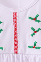 White holly embroidery pants set